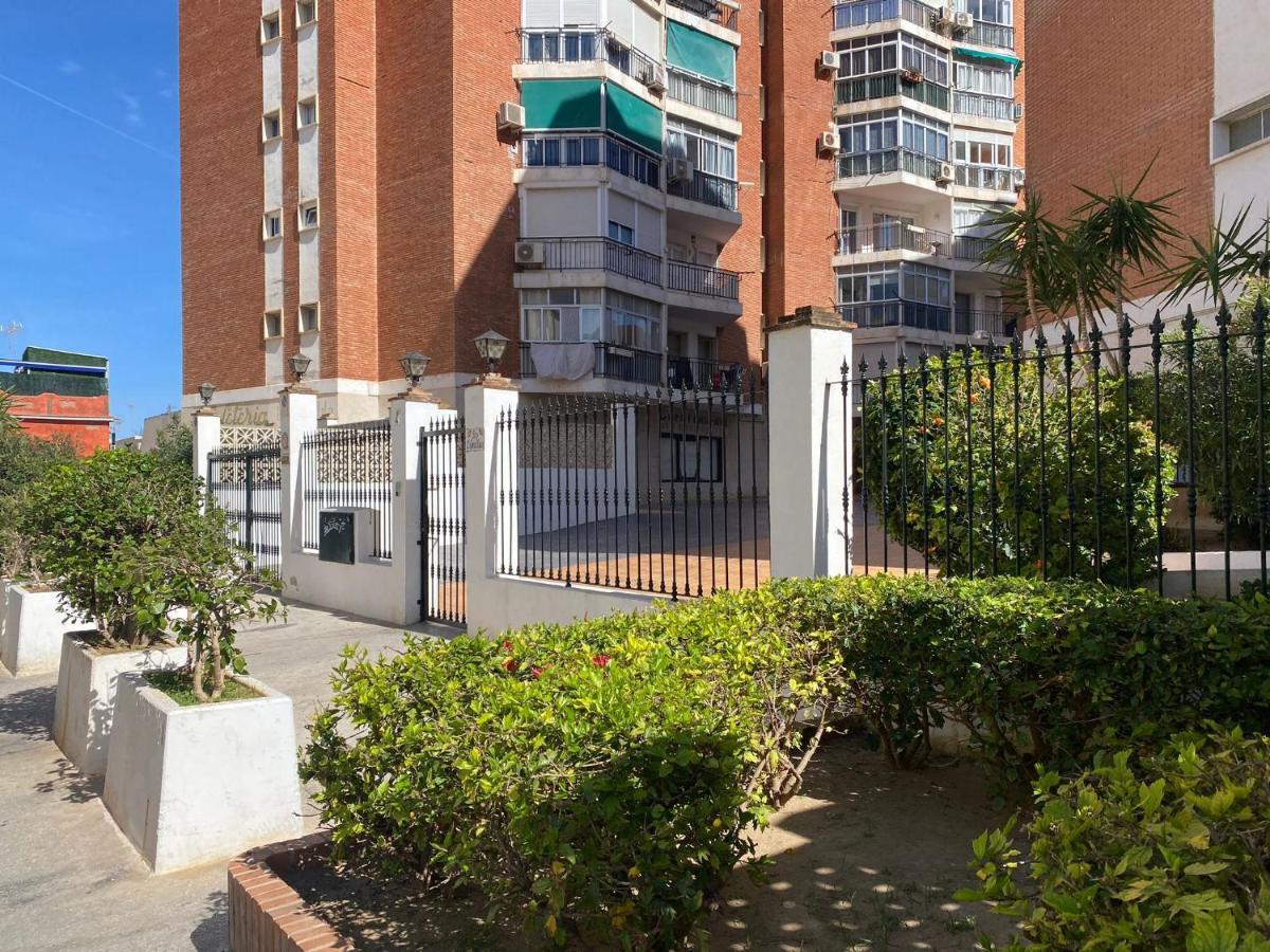 Lafrenchtouch - Coqueto Estudio Terraza Con Vistas Torremolinos Exterior foto